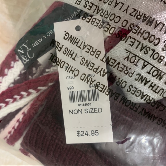 NY&Co 2 Piece Soft Knit Scarf & Gloves Set Wine - Picture 3 of 4